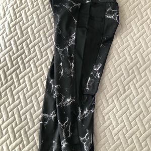 BuffBunny Marble Collection Legging